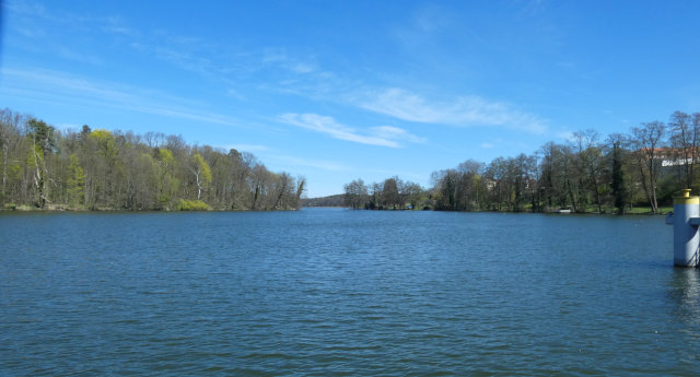 Blick auf Stadtsee vom Steg Hafen