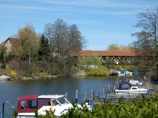 Templin Pionierbrücke mit kleinem Hafen